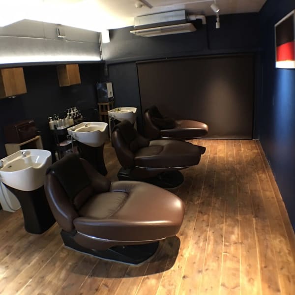 【博多駅徒歩8分】ツボや筋肉にアプローチするヘッドスパで頭皮環境・髪質改善効果も◎|HAIR&HEADSPA SQUARE＊UNO HAKATA