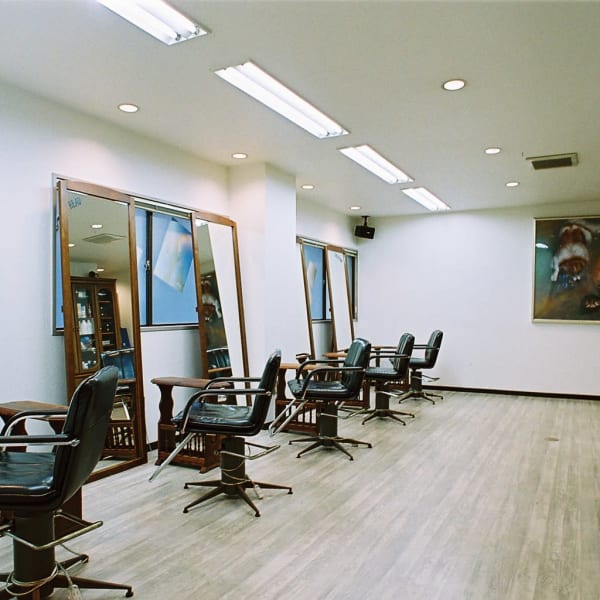 扱いやすさ◎のヘアカット☆いつでもオシャレに！ワンランク上の褒められスタイルを実現します♪|THE HEAD MAX