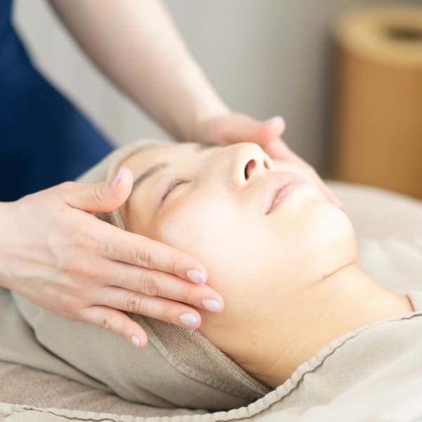 【光シャワーフォト美顔】自信が持てるお肌づくりをサポート♪♪憧れのハリ、ツヤ溢れる美肌が実現☆|NACHUL センター南院