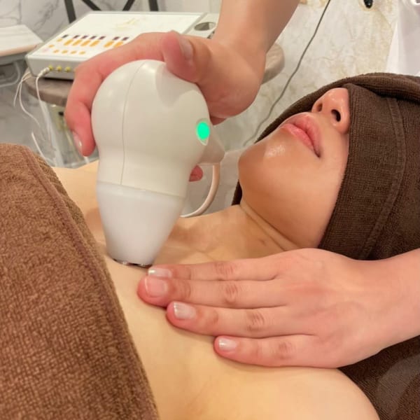 《初めての方歓迎★》効果を実感♪♪専門店の『バストケア』で理想のふわもちバストが実現!!|プライベートサロン La Vi Ange