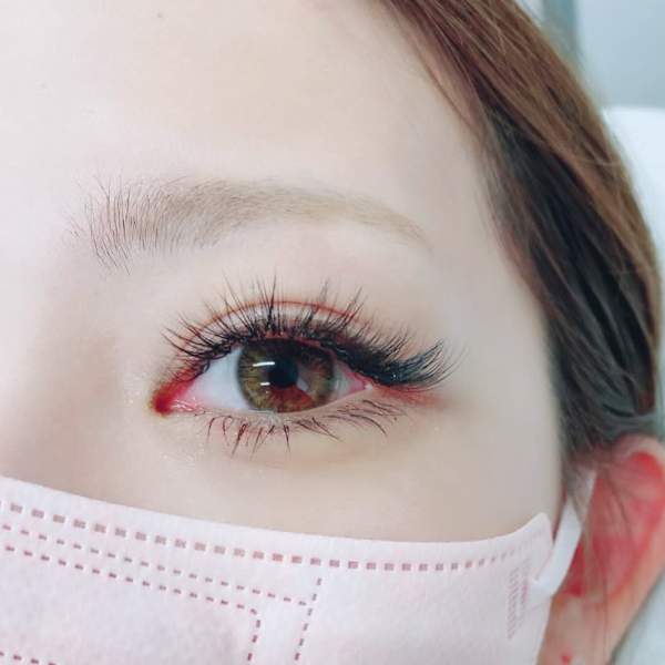 《オススメ☆》【まつ毛エクステ】オフィスでも馴染むナチュラルな仕上がりで、オトナ女子を演出◎|EYELASH&EYEBROW ALETTA 馬込