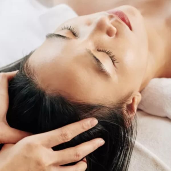 【ヘッドスパ】髪・頭皮のお悩みと 深部疲労を同時に解決する ヘッドスパ技術へのこだわり|chaton 中崎