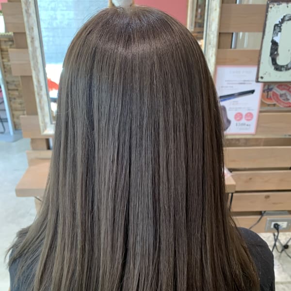 《マンツーマン施術》《うる×ツヤ》毛先がきちんとまとまるナチュラルストレートに髪質改善！|PANI PANI Hair
