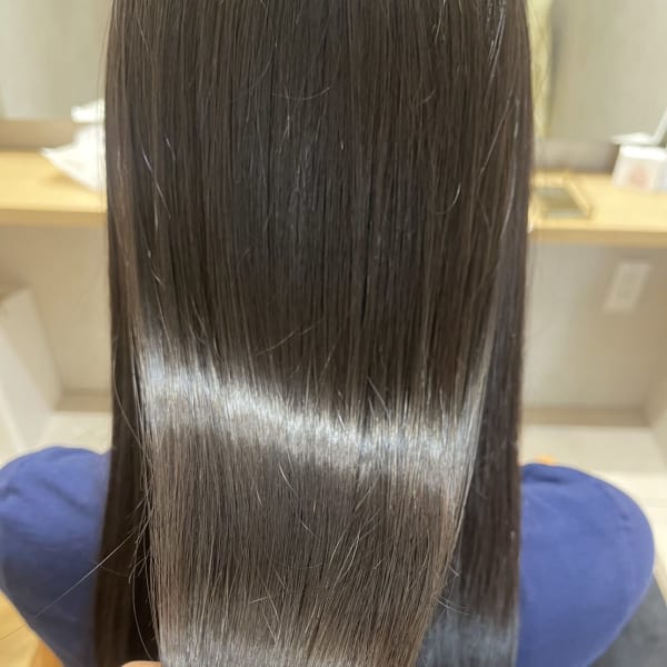 指通りなめらか◎うるツヤになれる厳選トリートメントが自慢♪|N°number 大分中央町店