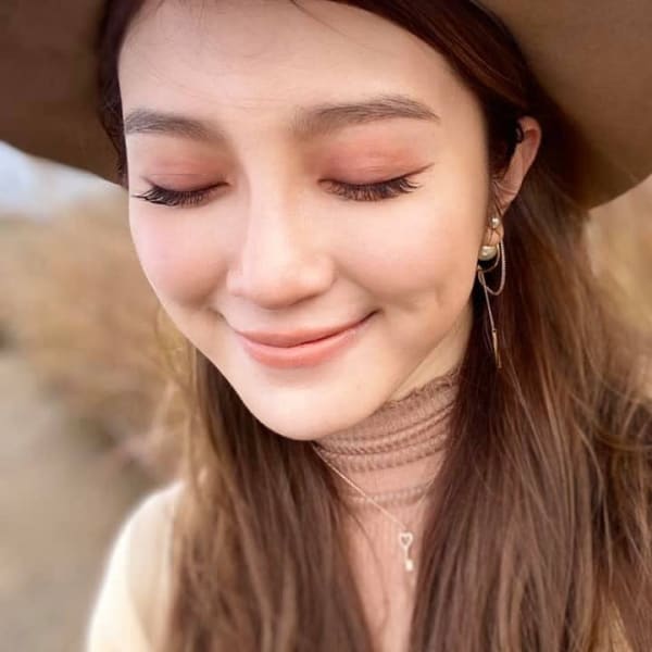 《スーパーフラットラッシュ》ゴージャスな目元～上品ナチュラルまで♪ワンランク上の目元を引き出します！|SEASON Tokyo