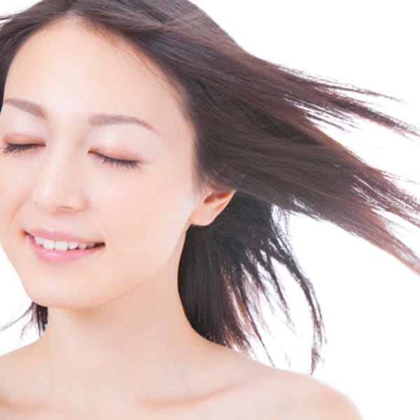 従来の縮毛矯正とは全く違う!柔らかさを再現できる進化系縮毛矯正「オイルストレート」の取り扱いサロン☆|美容室KISEI 泉セルバテラス店