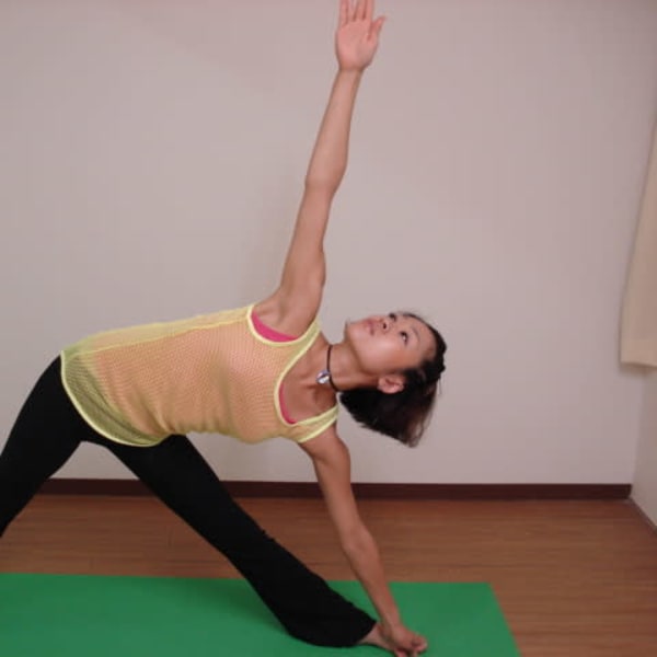 ヨガ教室併設。あなたの健康を総合的にサポート。無料体験付き。|前島式ヨガ・アーユルヴェーダ院