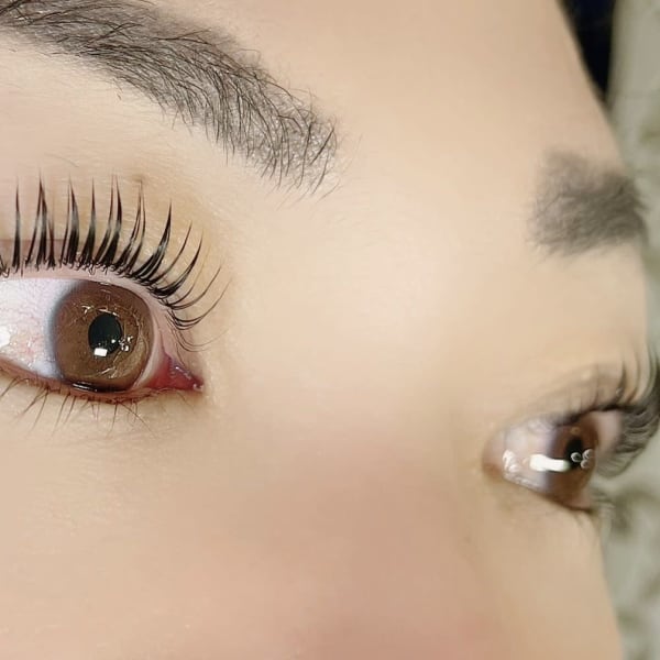 【パッチリ目元が叶う♪】華やかさUPでフサフサのまつげに☆パッチリ目元が叶います♪♪|Nail & Eyelash Charme 五反田