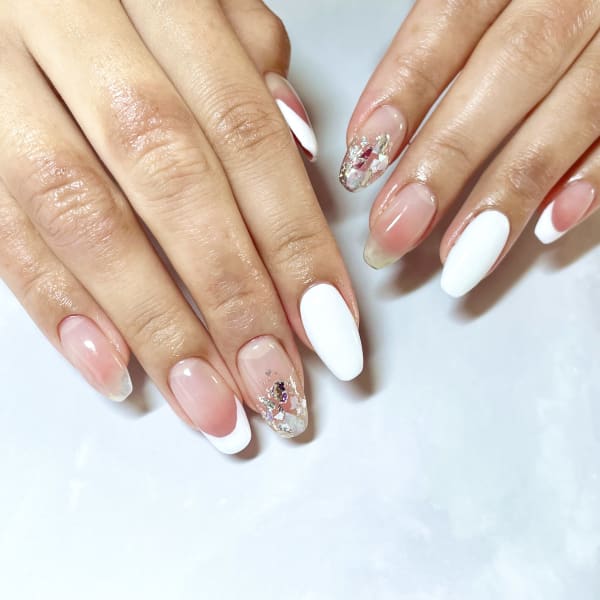 《地爪に優しいパラジェル使用◎》シンプルネイルからゴージャスネイルまで♪カワイイ指先に仕上げます!|y.