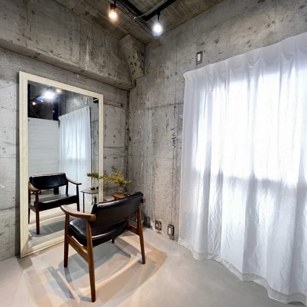 《癒し効果★大★》《極上アロマスパ》自慢のヘッドスパ◇頭皮を清潔にしてまとまりやすい髪質に！|apartment401.402