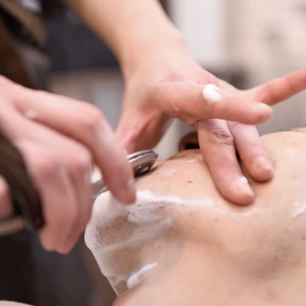 《メンズからの定評あり♪♪》メンズカジュアルが得意なサロン|Million Bucks barber shop 上野