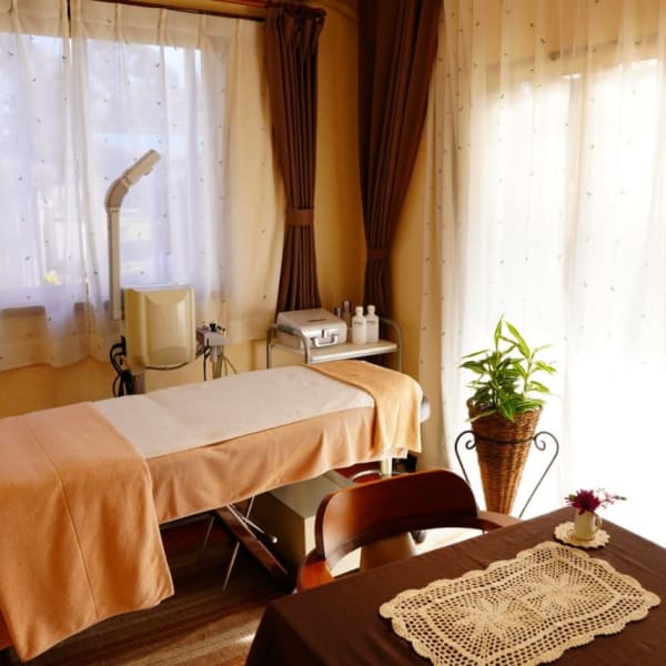 【好評♪♪】美肌をしっかり！長く！キープ♪ツヤ・潤いたっぷりのツルンとしたモチ肌が実現★★|山野愛子どろんこ美容エステデミLeaf湘南猪俣店