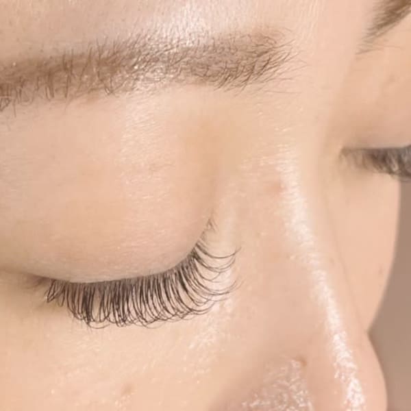 持続力UP！！次世代マツエク『LEDエクステ』モチ重視派のマツエク上級者も納得の仕上がりに♪♪|まつげサロン Sugar Curl