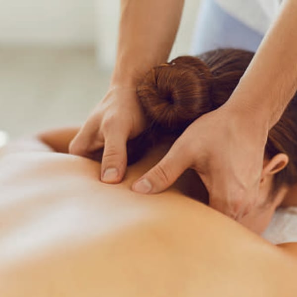 本場フランス仕込みのリンパドレナージュ|美容カイロプラクティックエクラ