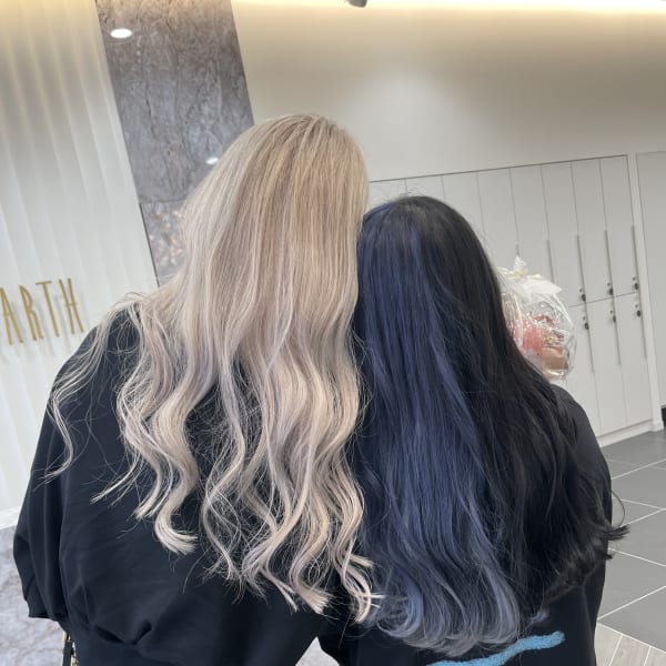 ハイセンスなスタイリストが、アナタに似合う今旬のカラーを提案♪|HAIR & MAKE EARTH 秋田新国道店