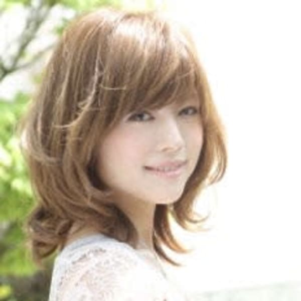 『NY仕込みドライカット』ニューヨークドライカットを参考にしたカットです。乾かすだけで収まります。|elle blanche