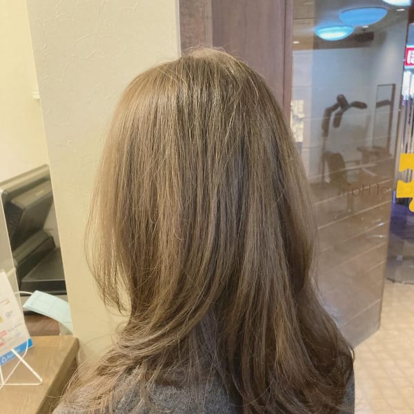 豊富なカラー剤をご用意!洗練されたデザイン力で思いのままに!|Piece of Hair