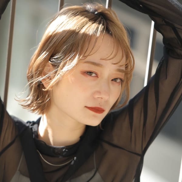 ベビーウルフ×アッシュグリーンで王道愛され“憧れ柔髪”|Chocolat UMEDA