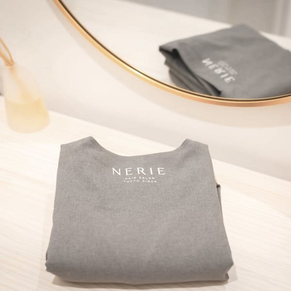 施術時にガウンを着用していただきます[銀座]|NERIE 銀座