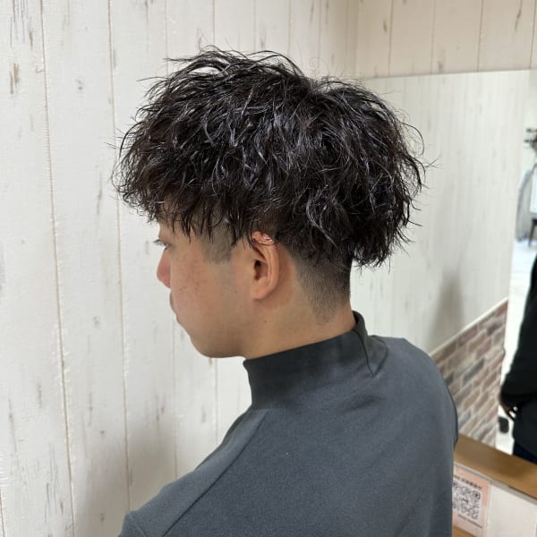 【再現度の高いパーマ技術★】持ちのいいツイストスパイラルパーマでよりカッコよくします！！|soin de brace 立花店