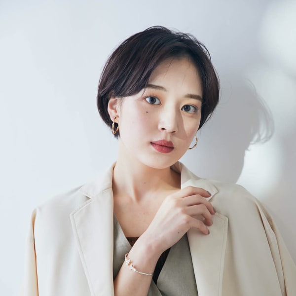 AVEDAカラーの白髪ぼかし。ハイライトを入れて明るい仕上がりに。|クロードモネ H2O・AVEDA 渋谷ヒカリエshinQs店