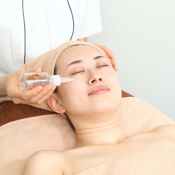 オススメ☆【生コラーゲンフェイシャル】フェース生コラーゲンを使用◎ぐんぐん潤う♪♪|AILE 仙台店