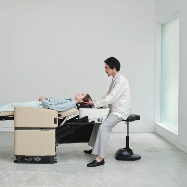 ◇フルフラットベッド型シャンプー台『YUMEシャンプー』で夢心地◇|umu 草加店