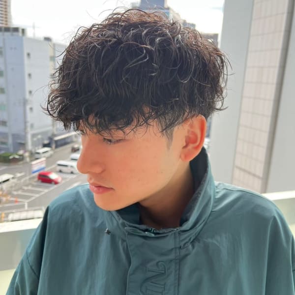 360度どこから見てもシルエットが綺麗が◎学生~社会人にまで人気の《波巻きスパイラルパーマ》名古屋|LUVISM 名駅店【ラヴィズム】