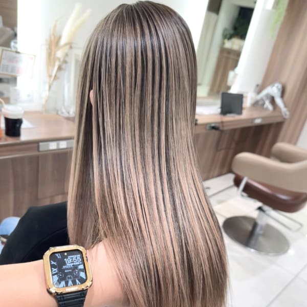 最旬トレンド海外風カラー【バレイヤージュカラー】|Ash 大宮店