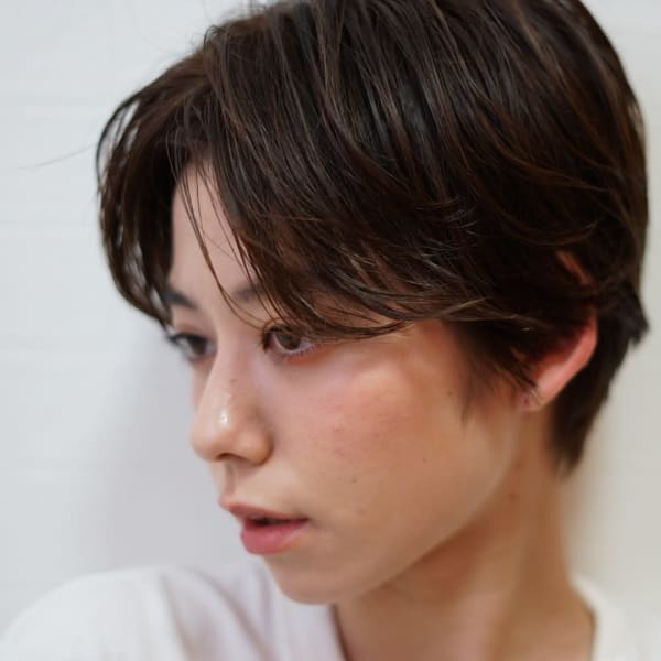 縮毛矯正特化サロンだから任せられる！経験豊富なスタッフが施術☆まるで地毛のような仕上がりに♪|This表参道