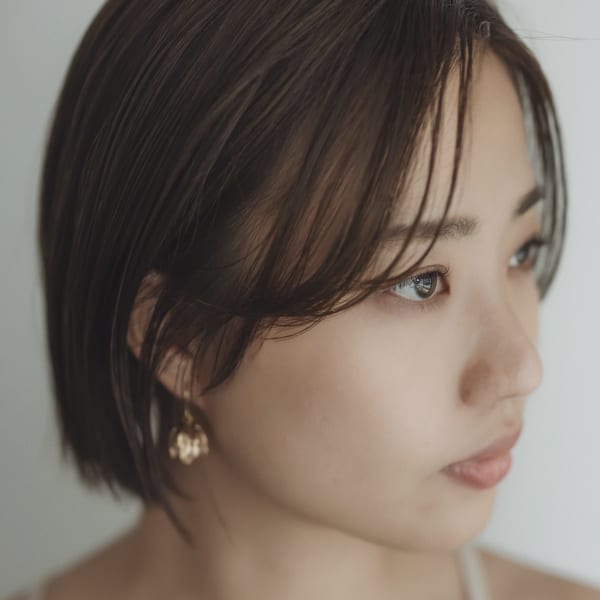 顔周りの似合わせカットが得意なサロン|日日 hair salon