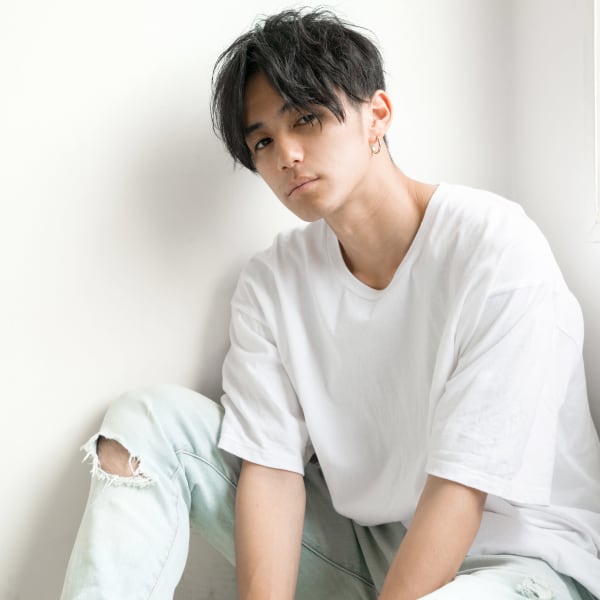 イメージを変えたい男性に圧倒的な人気を誇るサロン♪ビジネスからカジュアルまでお任せください♪|【完全個室サロン】BALMY by S.BROOM 難波店