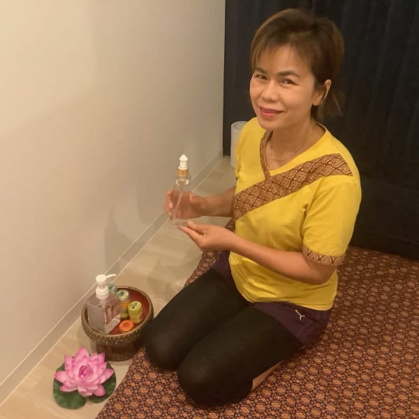 自慢のオイルです。肌に必要な栄養を届け、しっとりとしたお肌に仕上げます。|タイ古式マッサージ ミン ロッブリー