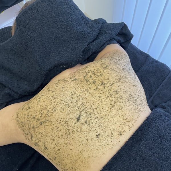 ブライダルメニューがあるサロン|【肌質改善】全身ハーブピーリング専門店 Lapeca~ラペカ~名古屋丸の内店