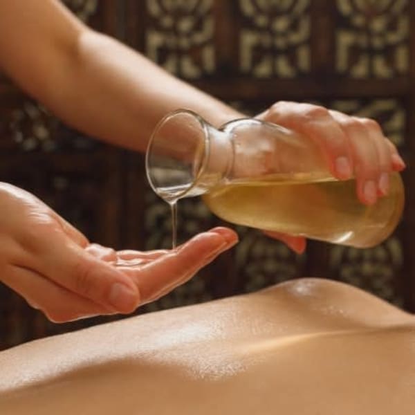 タイマッサージ＋オイルマッサージのセット|タイ古式マッサージ ミン ロッブリー