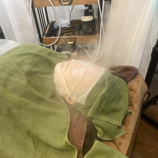 美容院ついでにエステやマツパできます！|PORTA CARINA SALON