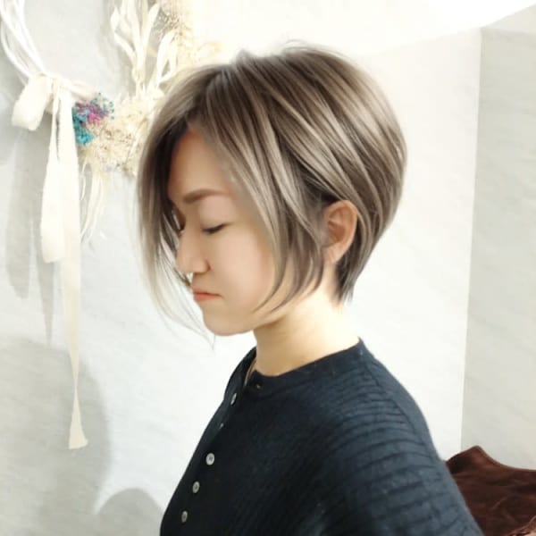 ケブリーチオンカラー×ショートヘア|High street Hair