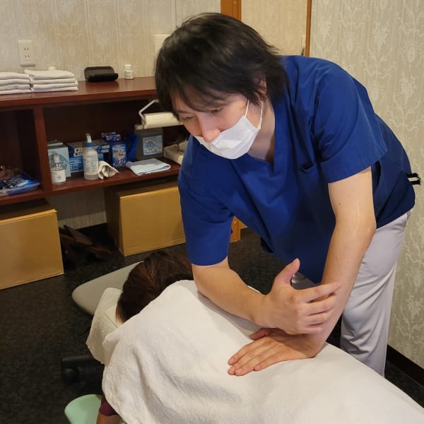 全てのコースで経験豊富なハイキャリアのスタッフ揃い★浜の町で利用率の高い人気の施術院！|イーズカイロプラクティック