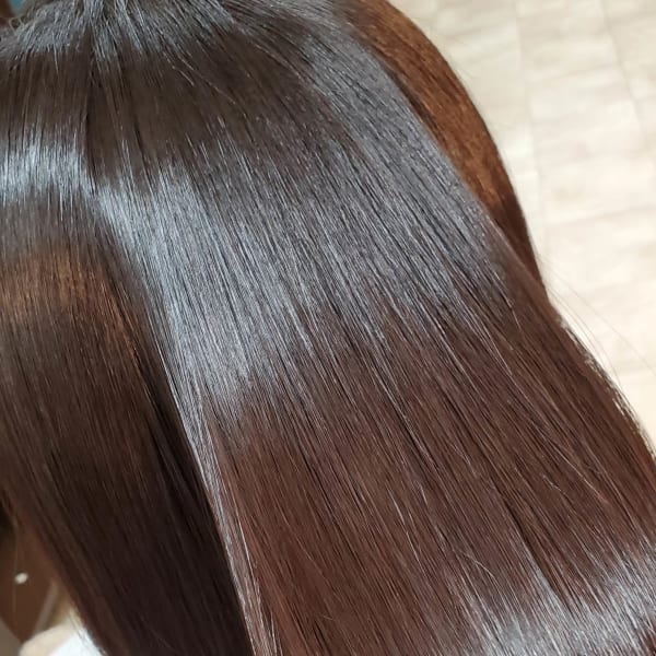 驚異の質感　アミノ酸縮毛矯正|HAIRSTORY Lissajous