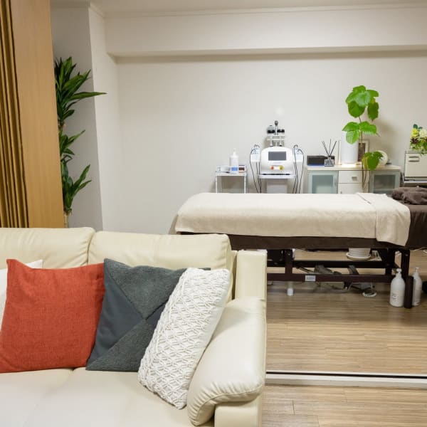 《個室あり★》疲れの要因は歪みから!健康的なカラダ作りと美シルエットのボディラインを叶えます♪|痩身・筋膜リリース専門店 リンク