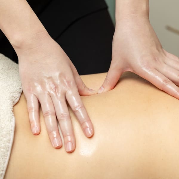 リンパマッサージ・進化版筋膜リリースでお悩み改善!!実力派スタッフによる極上施術◎|痩身・筋膜リリース専門店 リンク