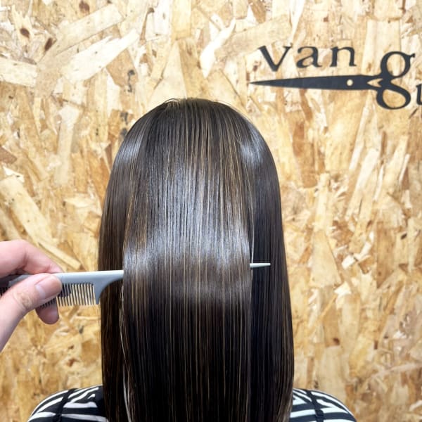 縮毛矯正・ストレートが得意なサロン|Vanguard早稲田