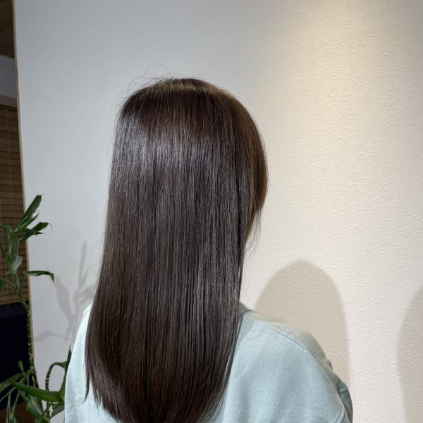 丁寧なカウンセリングでお客様の”髪質”や”お肌の色”に合わせて大人女性のキレイをサポート◎|Terrace soar