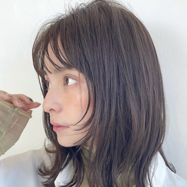 【山本 佳奈】繊細なカット技術でハンドブローで収まりの良いカットに☆|uchla 池袋 by rcid