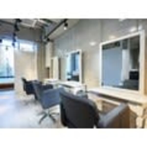 お手頃プライスのメンズOKサロン|ヘアカラー専門店 リタッチプロ【Retouch Pro】