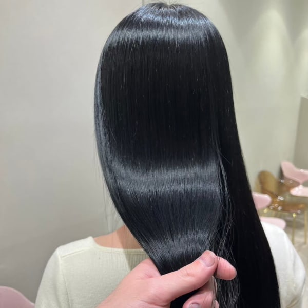 【人とは違うヘアケア】あなたに合ったトリートメントを選定◎パサパサ髪も神アイテムでケア|髪質改善トリートメント&ヘッドスパ newi 銀座【ネウィ】