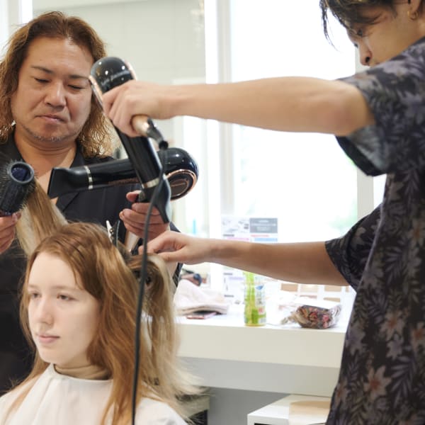 パリ発の再現性にこだわった技術とデザイン性で似合わせスタイルへ。『髪と顔を創るサロン』|Les Saisons EX 大宮店