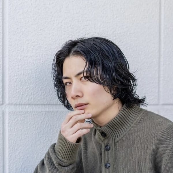 カット技術だけでなく、パーマやカラー技術に定評のあるのスタイリストが集結。|Vii men