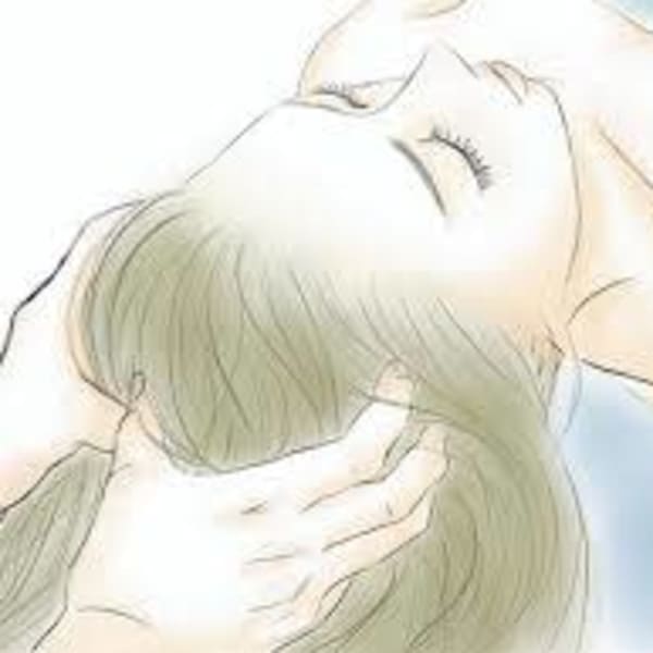 ■EMS（低周波） 頭皮運動を促し頭皮の柔軟性を高めます。小じわ、目下のたるみ、ほうれい線の改善|お洒落room Lucia