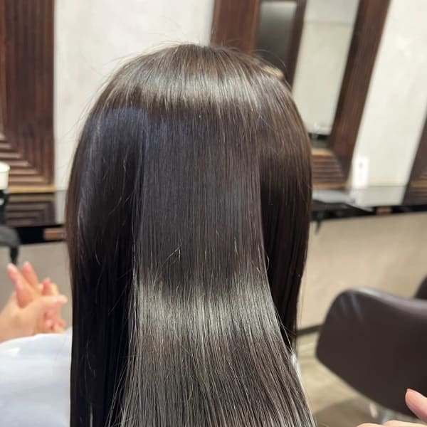 【セラミドストレート/セラミド縮毛矯正】 自然で柔らかいストレートヘアに♪|OHI 赤羽店